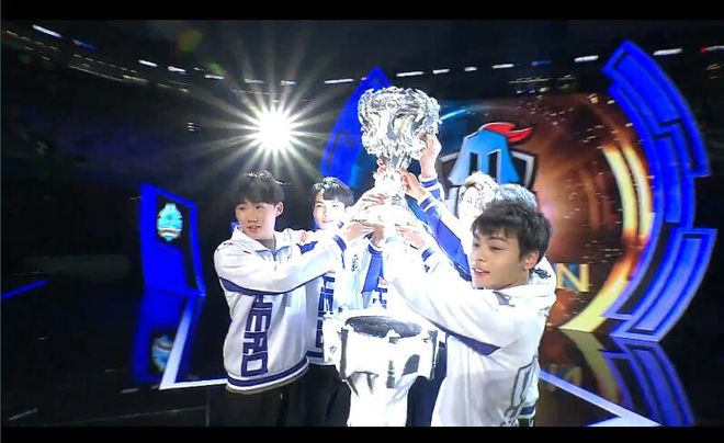 奖励或季后 奖励或季后